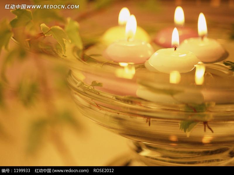 香薰蜡烛：不止于照明的生活疗愈师