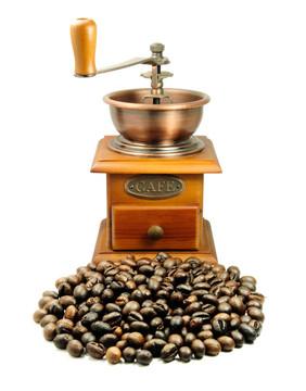 研磨时光里的琥珀色交响