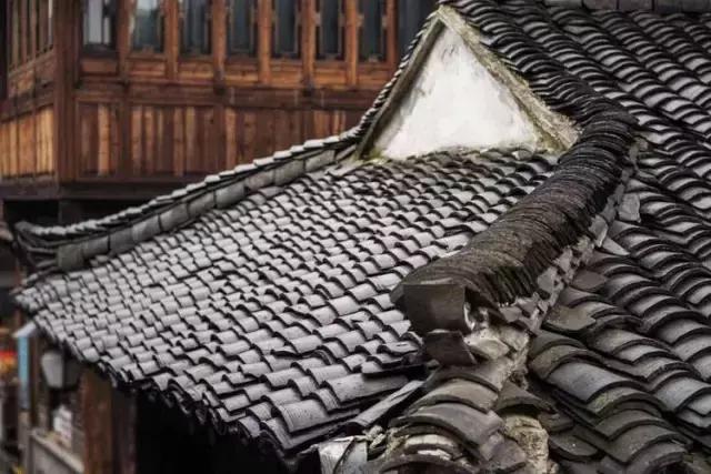 青瓦檐下的茶汤香