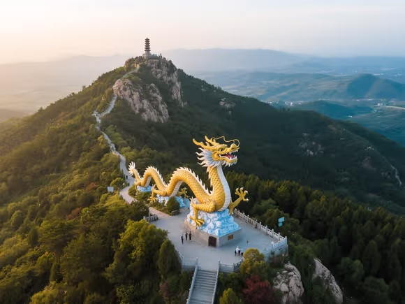 莒县龙山有什么景点吗