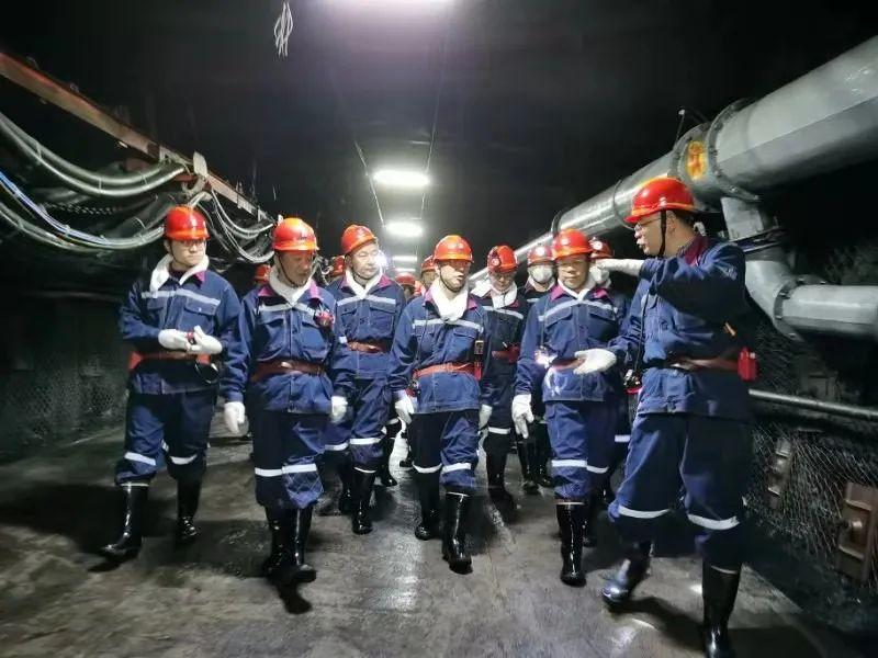 采矿行业的转型之路：技术、安全与生态的平衡术