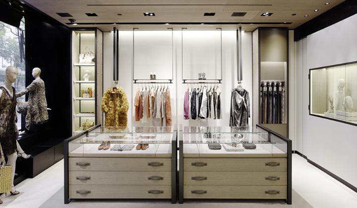 鎏金之下：奢侈品的价值迷宫与时代叩问