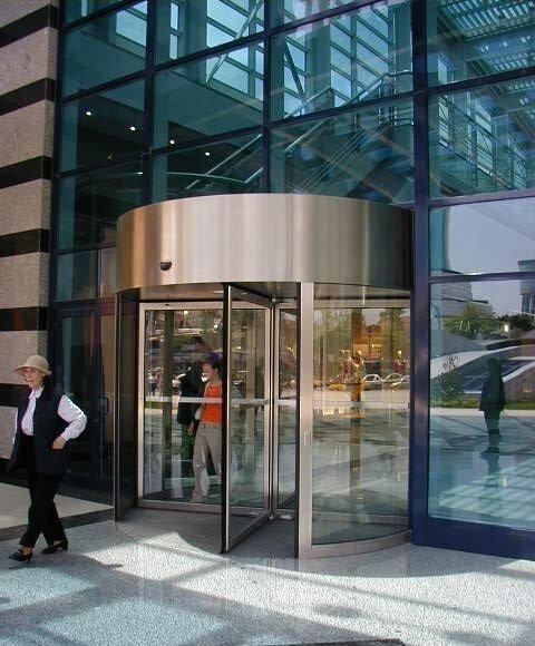 逛百货商场这点事儿，藏着多少小秘密