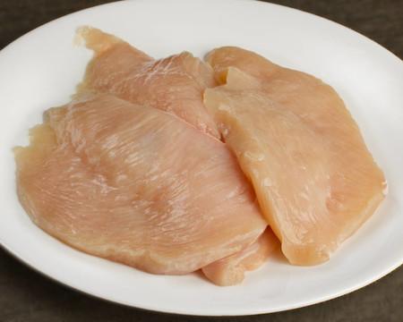 鸡胸肉：增肌党餐桌上的 “常驻嘉宾”