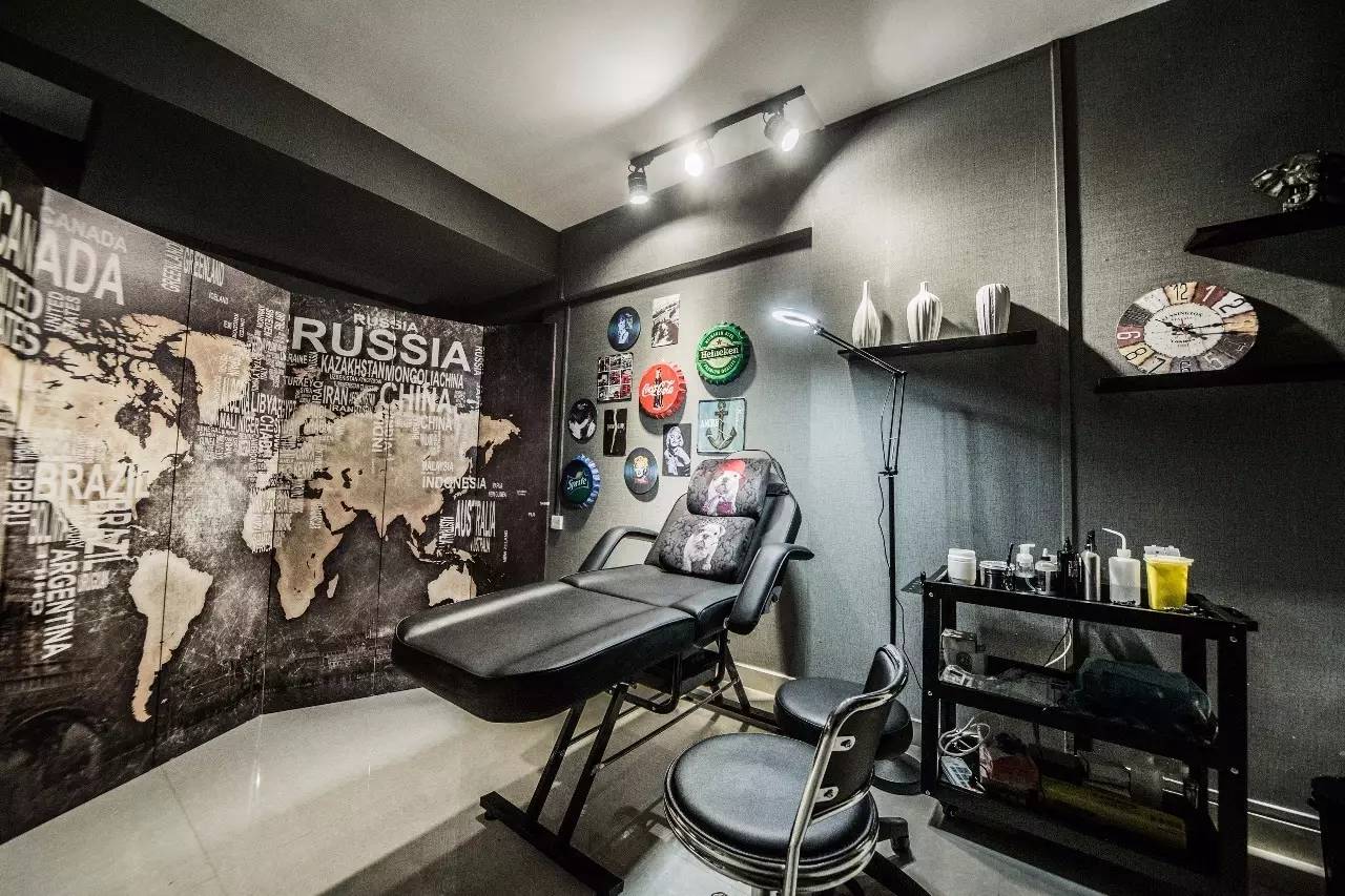 纹身：皮肤上的时光密语