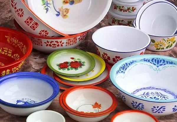 旧物里的光阴褶皱