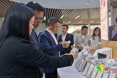 直播间里的消费新图景