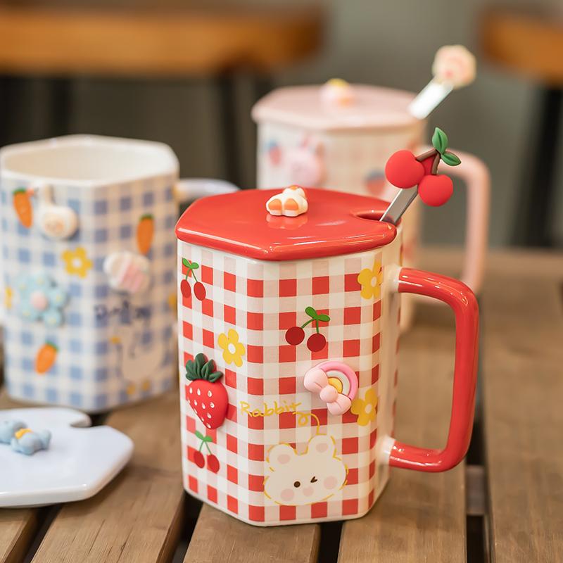 藏在咖啡杯与快递盒里的设计：那些被忽略的生活魔法师