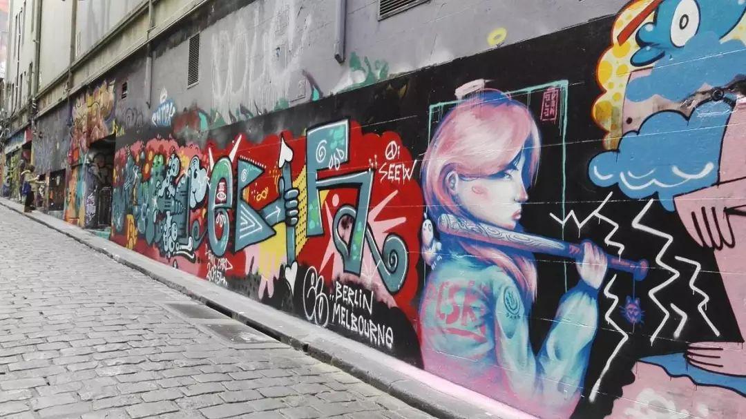 涂鸦笔尖，藏着少年未凉的火