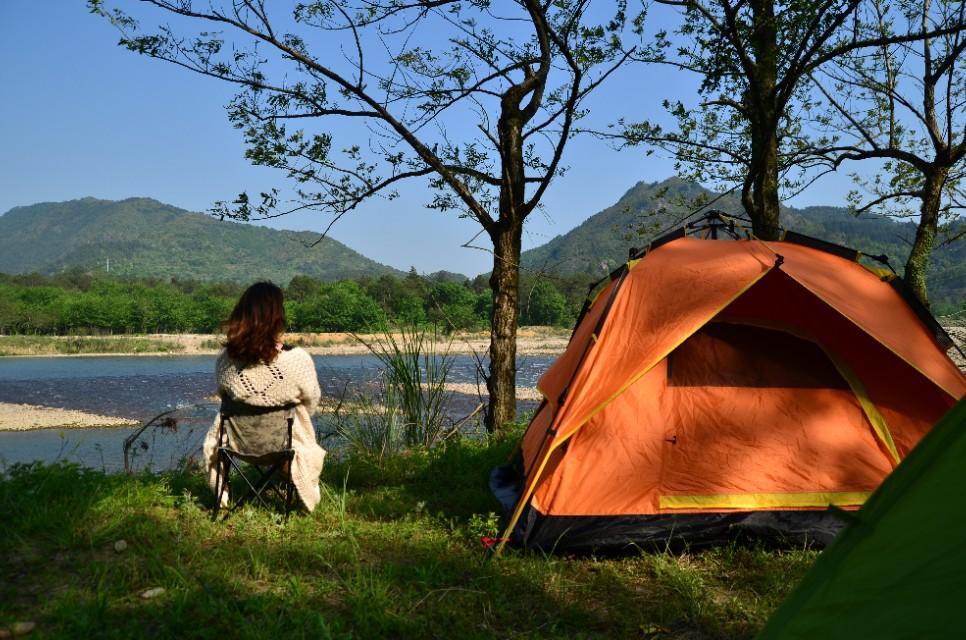 露营：在自然怀抱中重拾生活本真的沉浸式体验