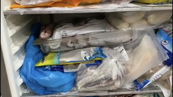 从冰箱塞满到衣柜爆满:当代人的囤货执念背后藏着什么?