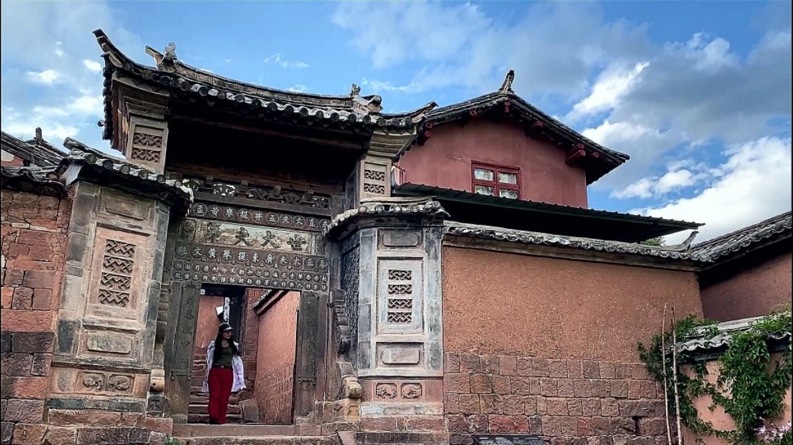 那些藏在时光褶皱里的风景，等你来轻轻抚平