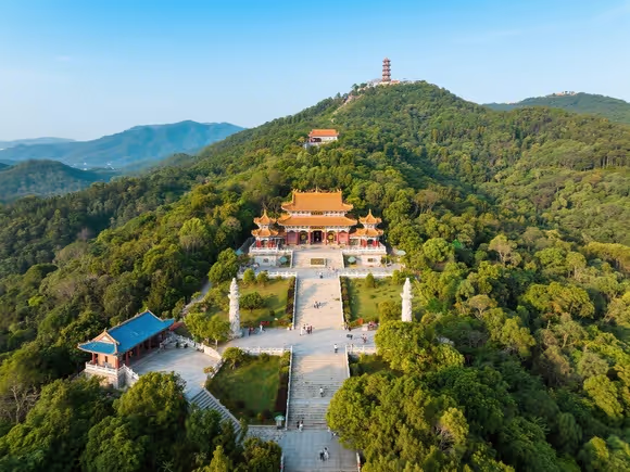 神光山的景点有什么特点