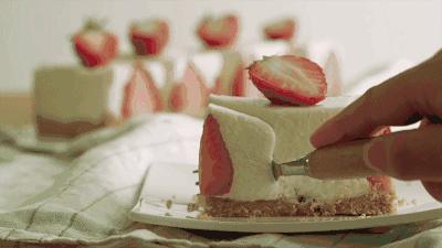 解码甜品制作：从食材碰撞到风味绽放的味觉魔法