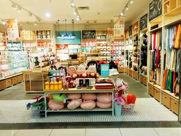 百货商店里的时代褶皱与商业密码