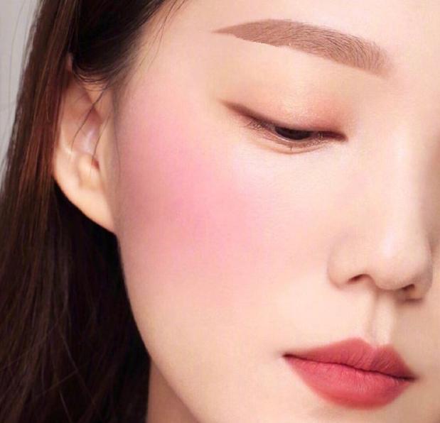 美妆：流转于时光里的美丽密码