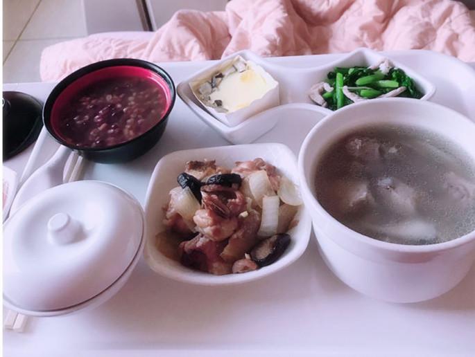 一碗月子餐里的时光与温度