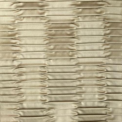 织物的褶皱里藏着光阴的刻度