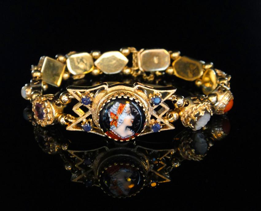 古董收藏：时光深处的隐秘絮语