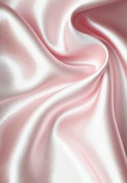 丝绸：穿越千年的经纬传奇