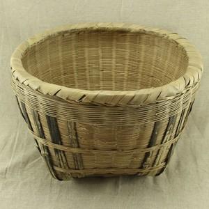 竹篾间的光阴，织就半生暖