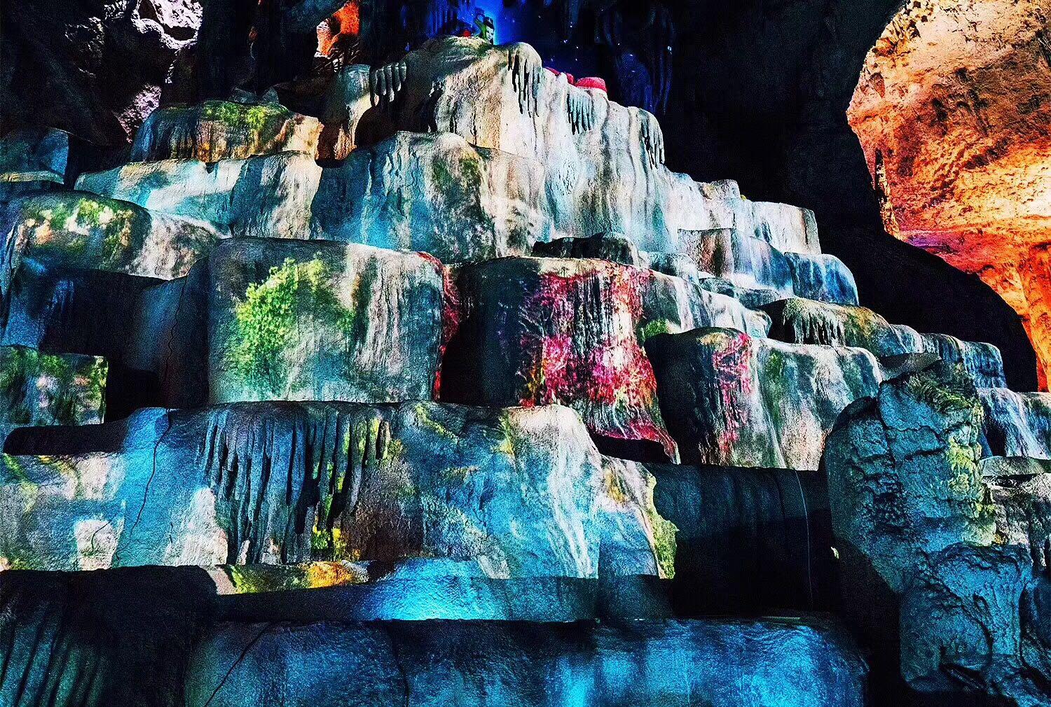 感官共振：当虚拟触碰真实的褶皱之外