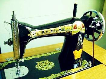 旧物里的光阴褶皱