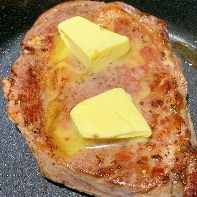 黄油煎香的时光：西餐里的食材与风味协奏