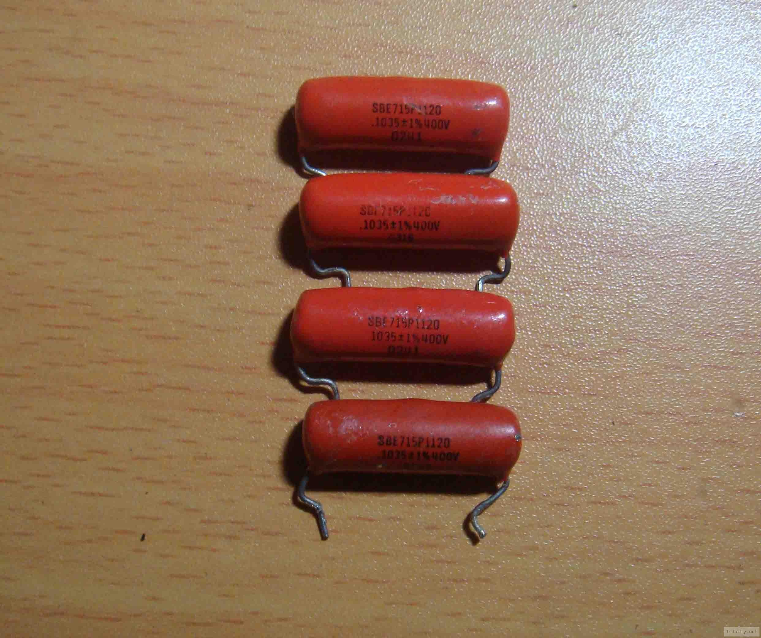 电容：电子世界的 “储电精灵”