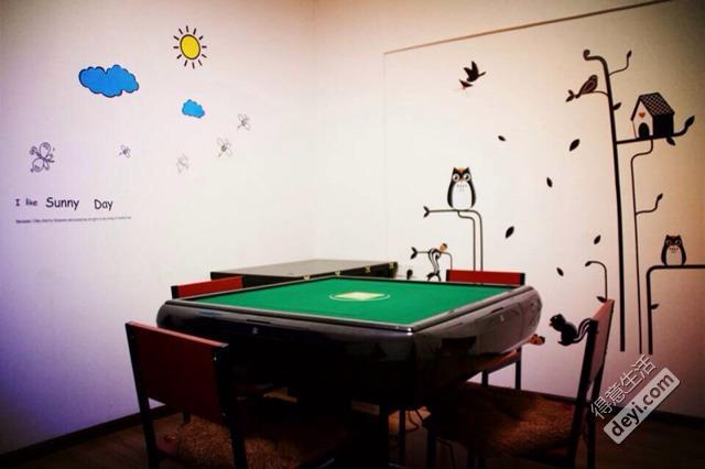 从桌游吧到虚拟偶像：那些在烟火里生长的 IP 种子