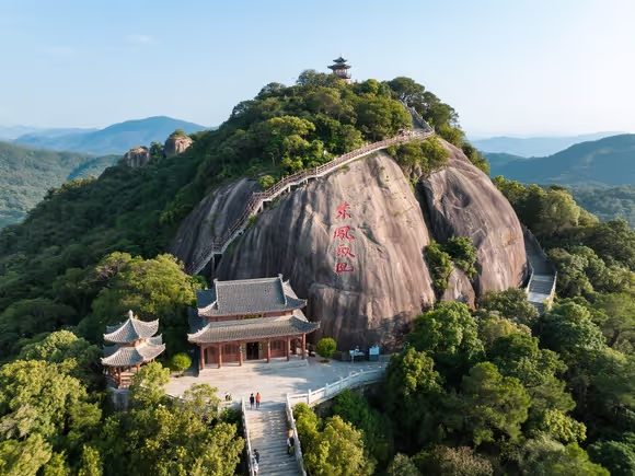 东风岭有什么好玩的景点