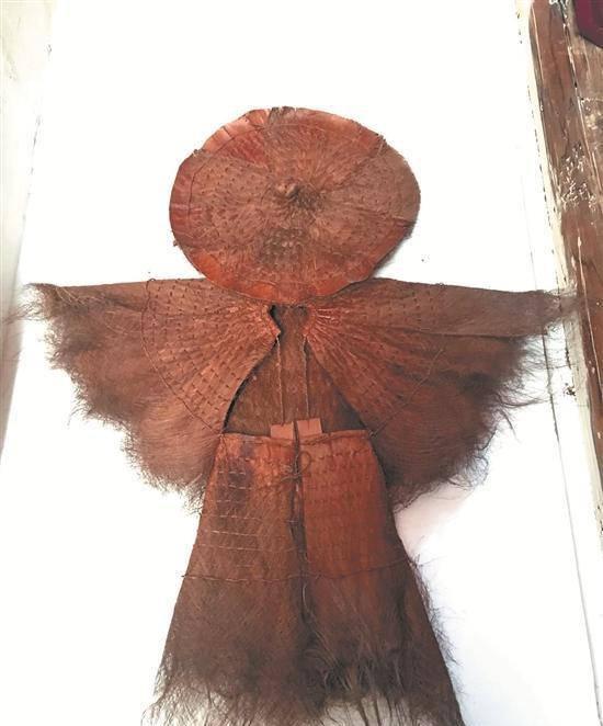 伞：遮风挡雨的时光伙伴