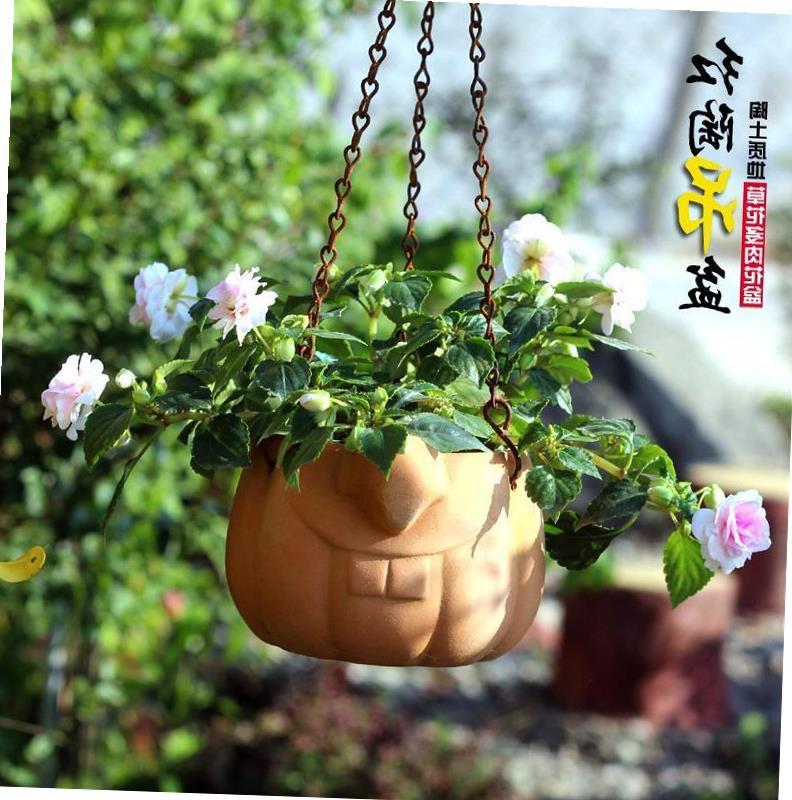 陶土与玻璃的私语：花器里藏着的时光褶皱