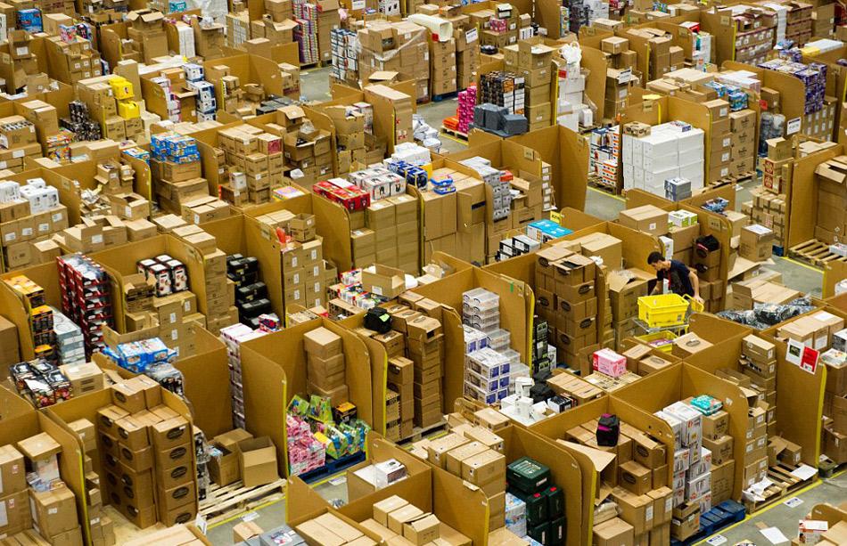 亚马逊的星辰与尘埃：一场跨越山海的运营诗学