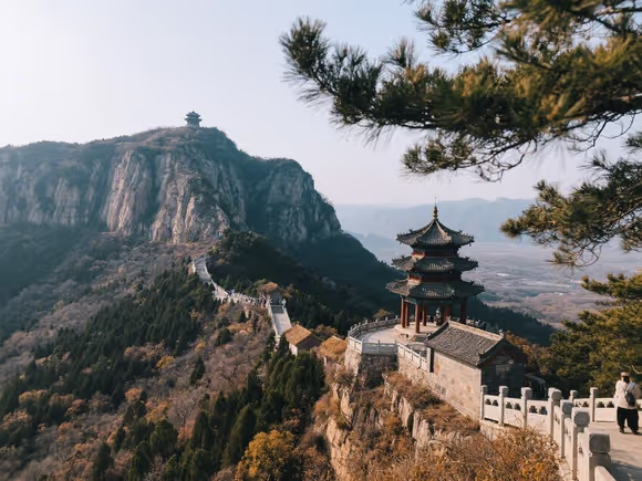 响堂山风景区好玩吗