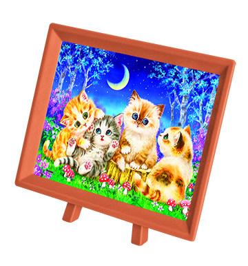 月光下的拼图与掌心的温度