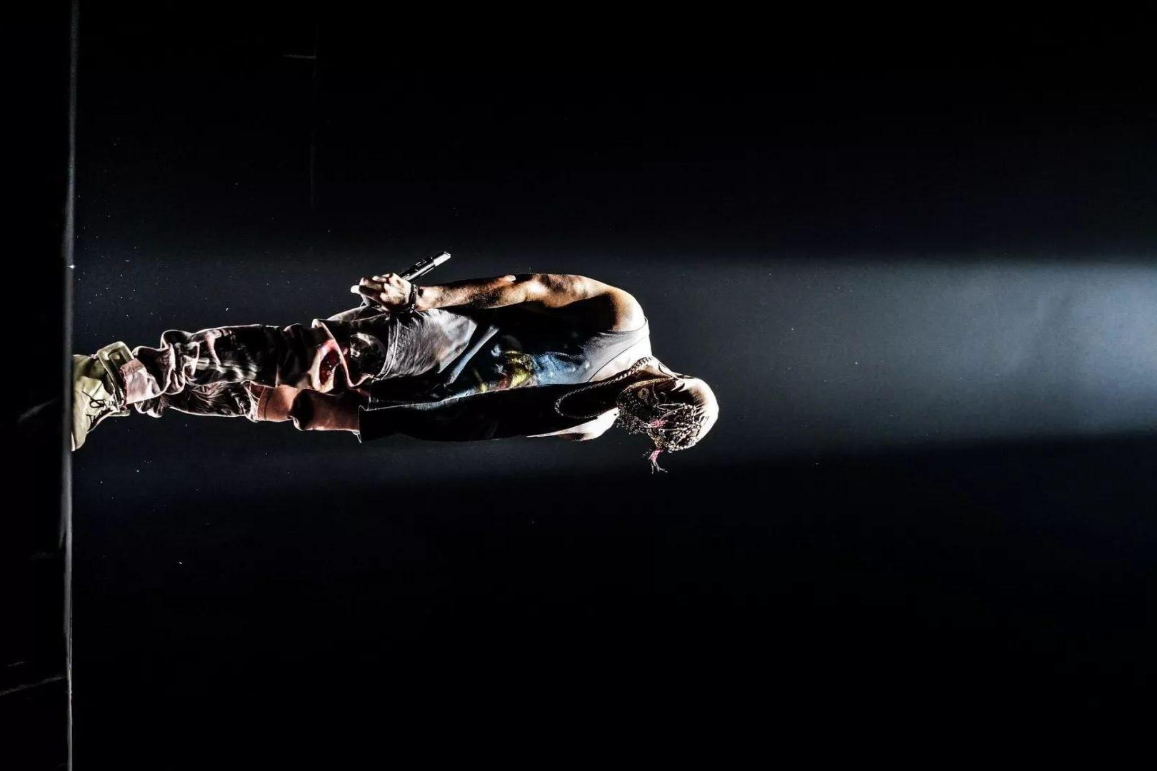 说唱：流动的诗行与城市的心跳