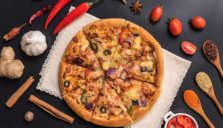 披萨：一块让人类放弃矜持的魔法面饼