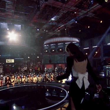 脱口秀：麦克风里的人间烟火