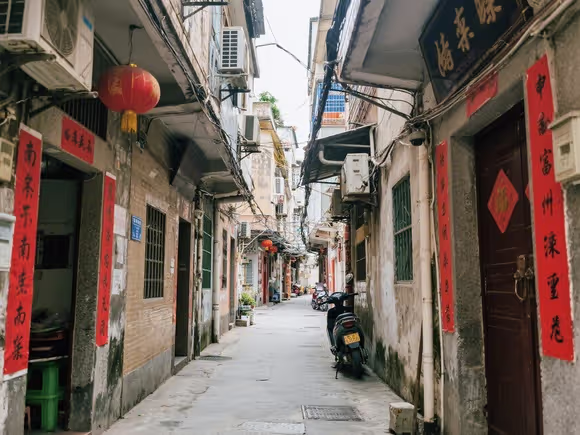 东莞石龙哪里巷子好玩