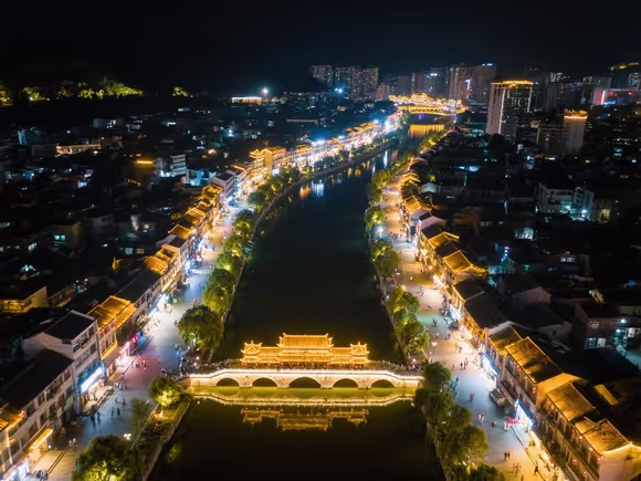容县夜间景点有哪些