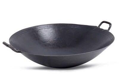 指尖的温度，藏在每一道工业褶皱里